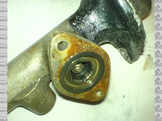 Original master cylinder front